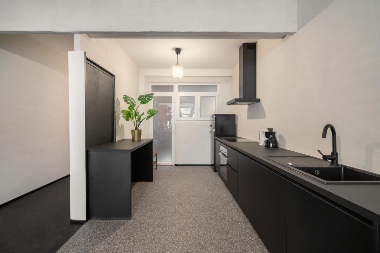Two-Bedroom Apartments In The Heart Of Amberes Exterior foto