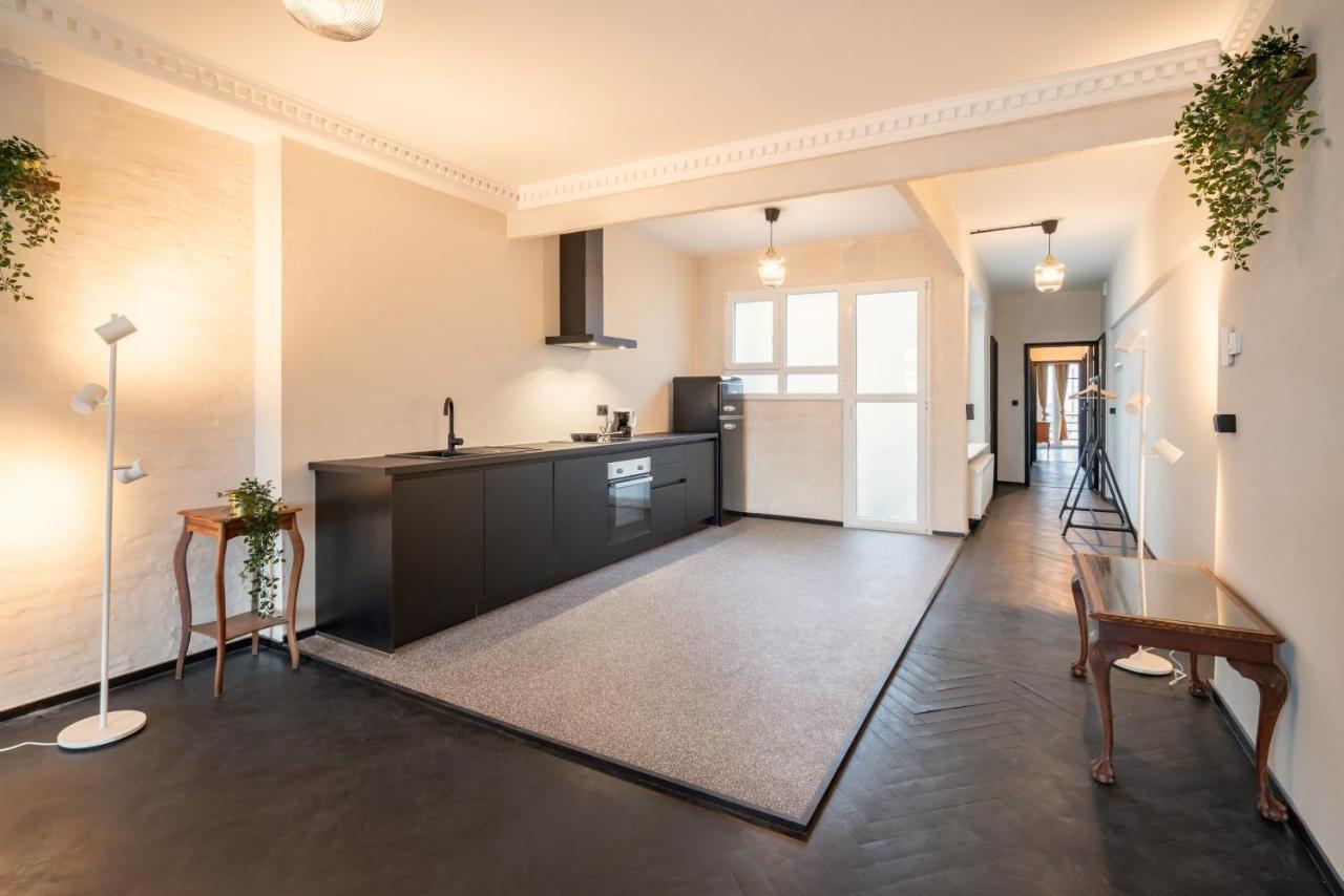 Two-Bedroom Apartments In The Heart Of Amberes Exterior foto