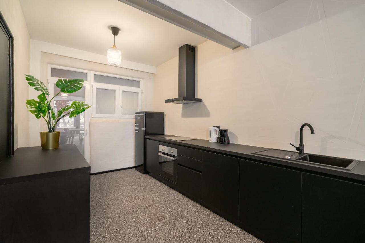 Two-Bedroom Apartments In The Heart Of Amberes Exterior foto
