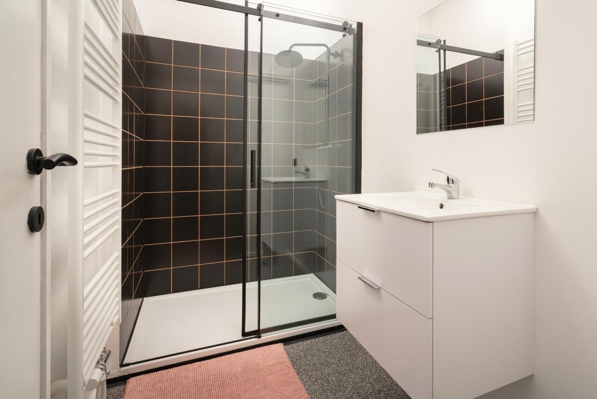 Two-Bedroom Apartments In The Heart Of Amberes Exterior foto